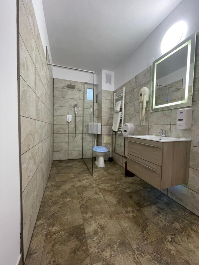 Pensiunea Relax Râmnicu Vâlcea Екстериор снимка