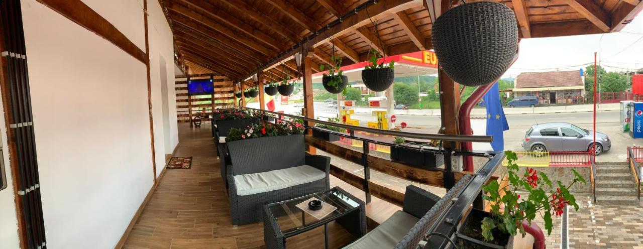 Pensiunea Relax Râmnicu Vâlcea Екстериор снимка
